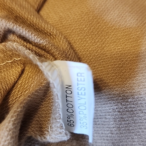 Lilicloth Womens Light Longsleeve Tan Black Graphic Sweatshirt Pullover Top - Picture 6 of 6